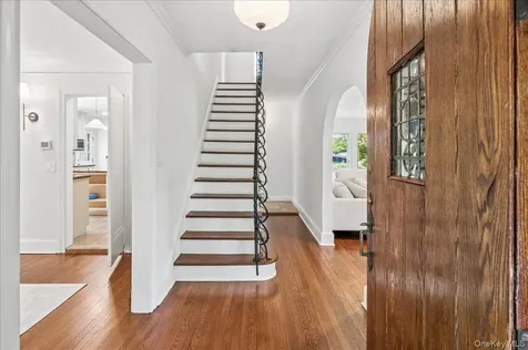 62 Broadfield Road New Rochelle NY 10804
