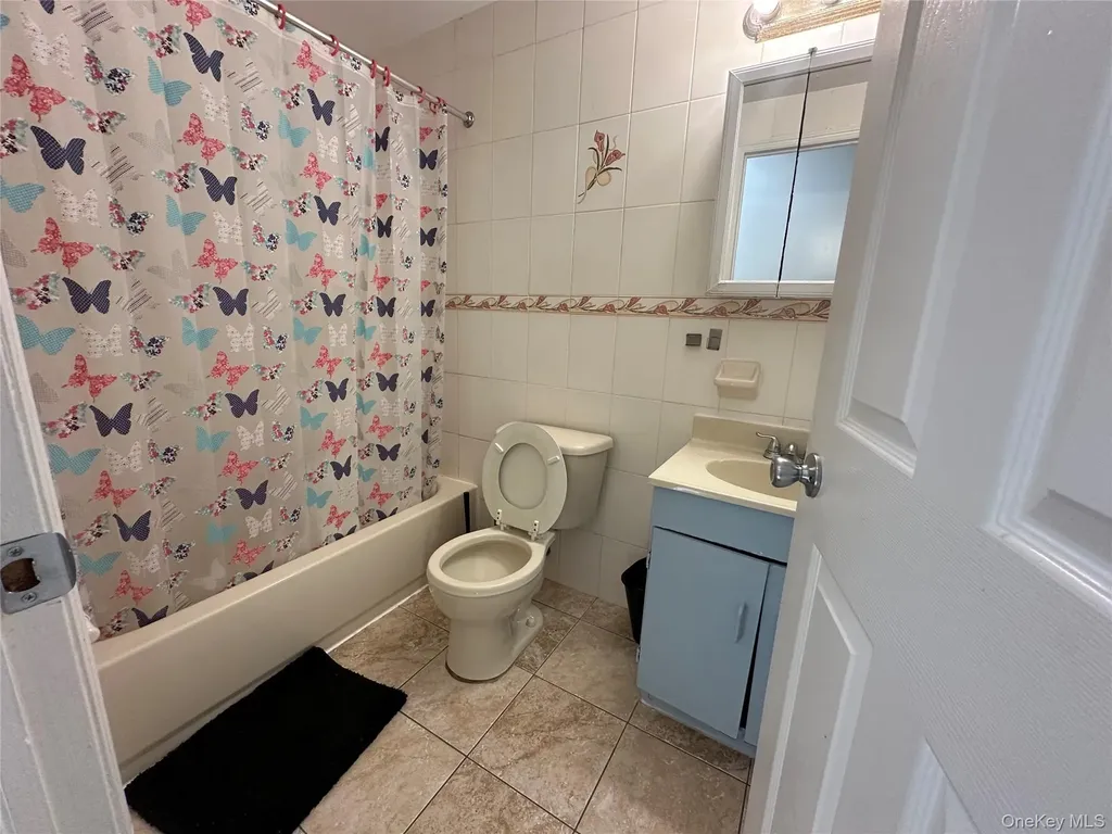 8543 Britton Avenue Elmhurst NY 11373