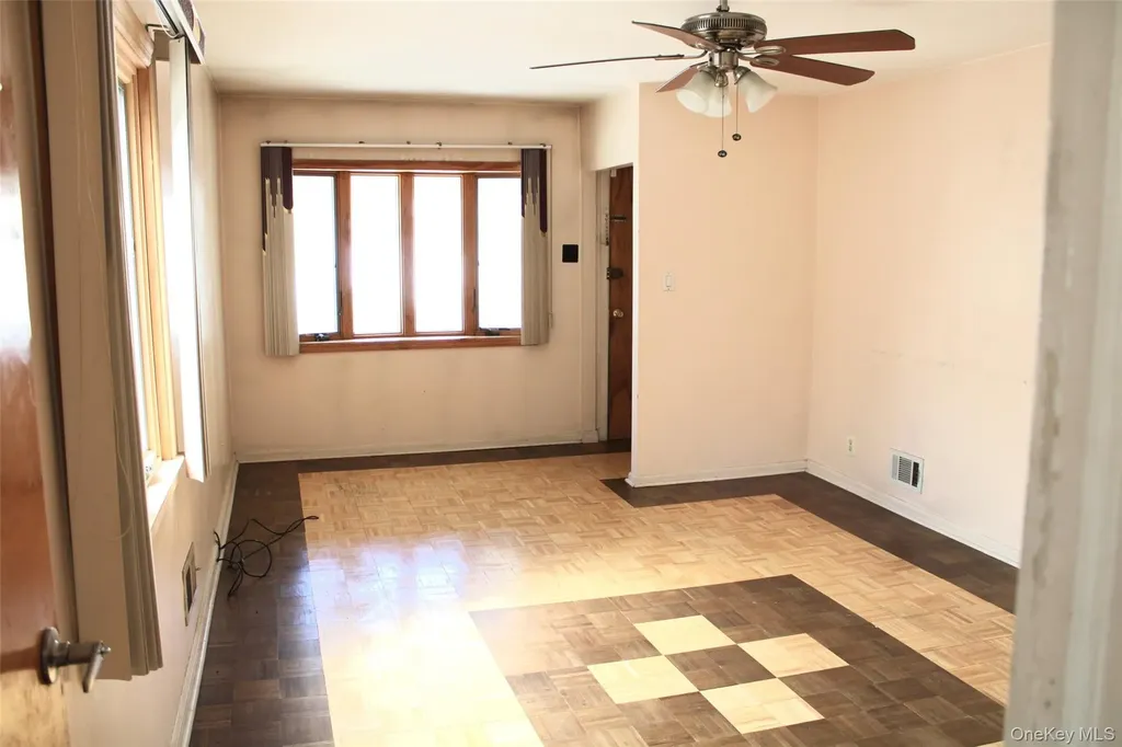 16324 20th Avenue Whitestone NY 11357