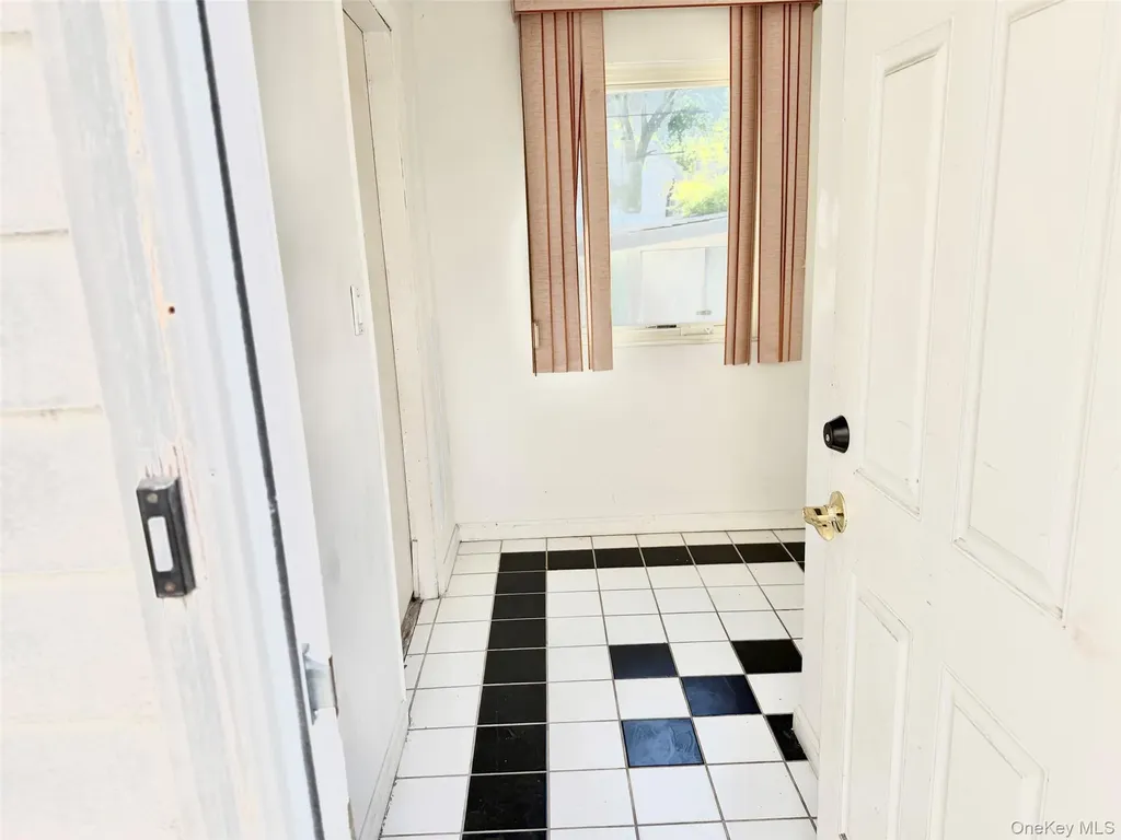 16324 20th Avenue Whitestone NY 11357