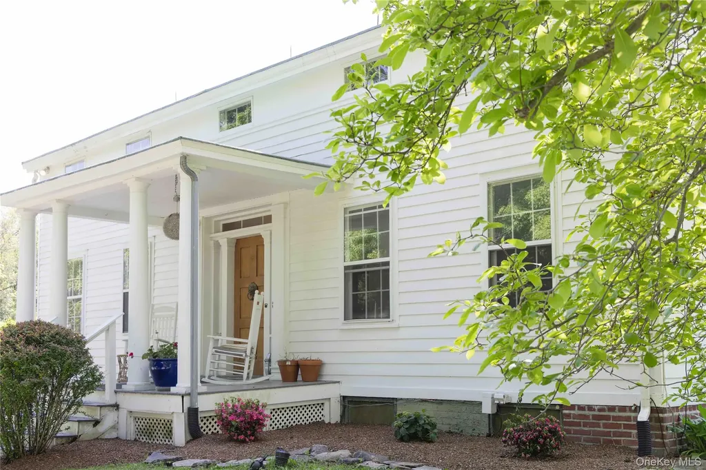 210 Middle Road Hudson NY 12534