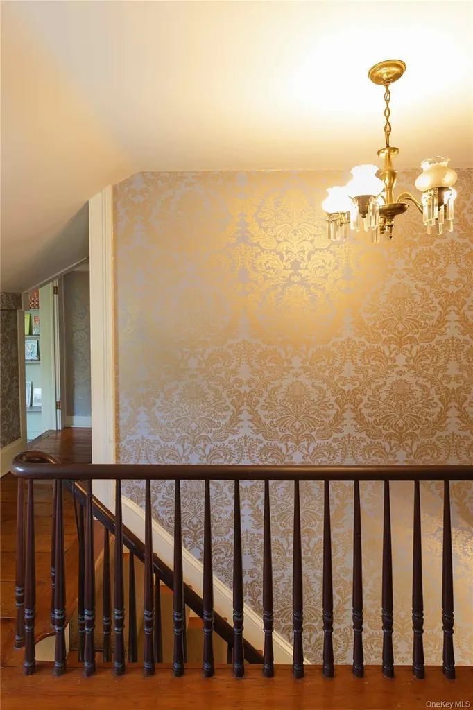 210 Middle Road Hudson NY 12534