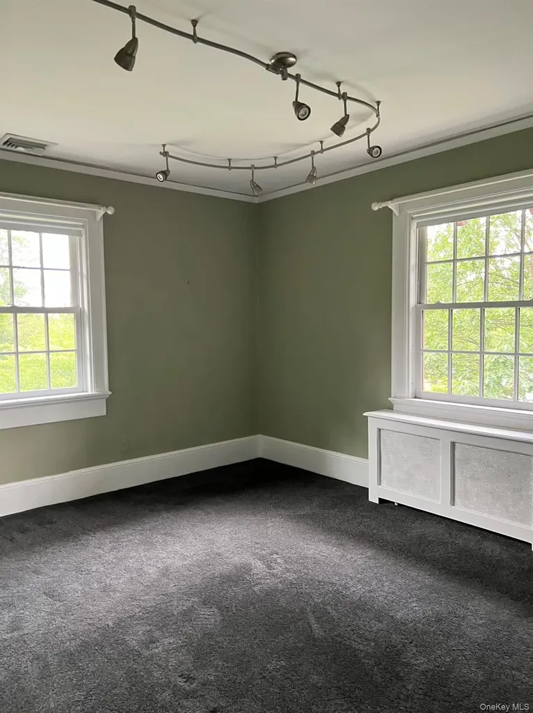 246 Beechmont Drive New Rochelle NY 10804