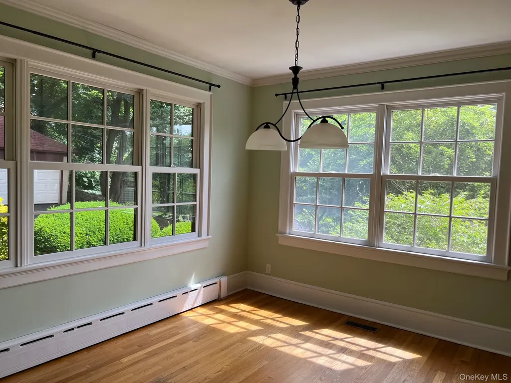 246 Beechmont Drive New Rochelle NY 10804