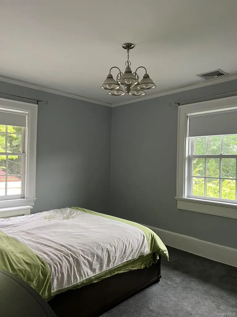 246 Beechmont Drive New Rochelle NY 10804
