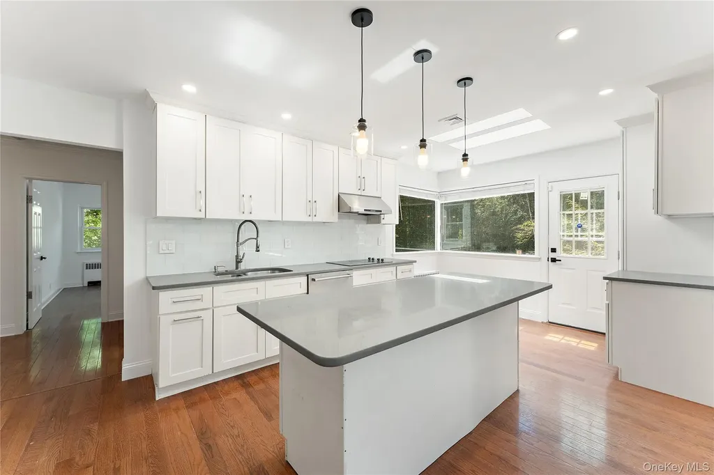 128 Moorland Drive Scarsdale NY 10583