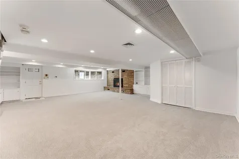 128 Moorland Drive Scarsdale NY 10583
