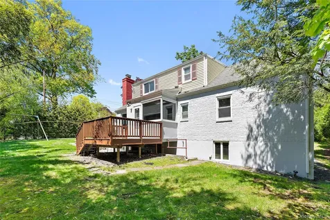 128 Moorland Drive Scarsdale NY 10583