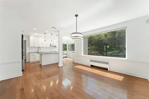 128 Moorland Drive Scarsdale NY 10583