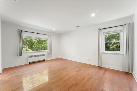 128 Moorland Drive Scarsdale NY 10583