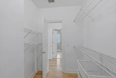 55 1st Street Pelham NY 10803