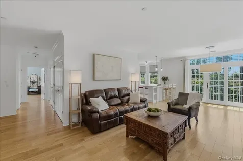 55 1st Street Pelham NY 10803