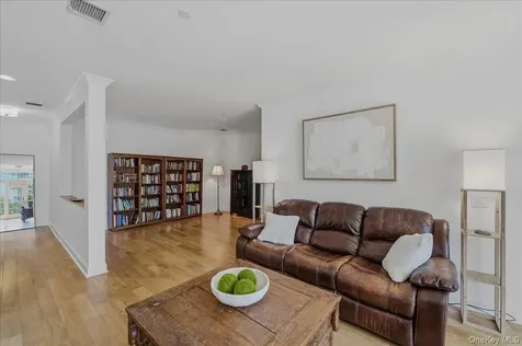 55 1st Street Pelham NY 10803