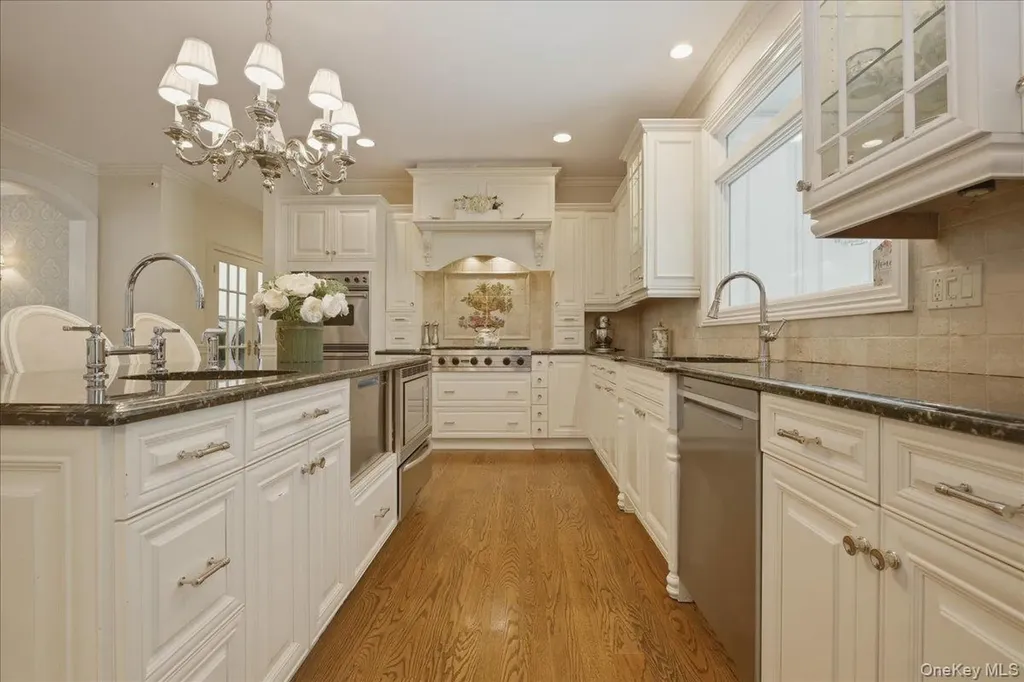 9 Godfrey Lane Huntington NY 11743