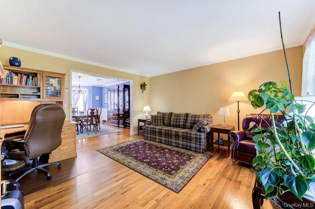 15 Grandview Terrace Wallkill NY 12589