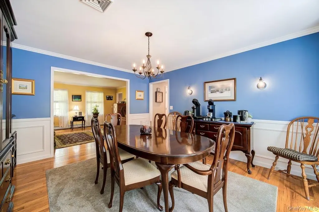 15 Grandview Terrace Wallkill NY 12589