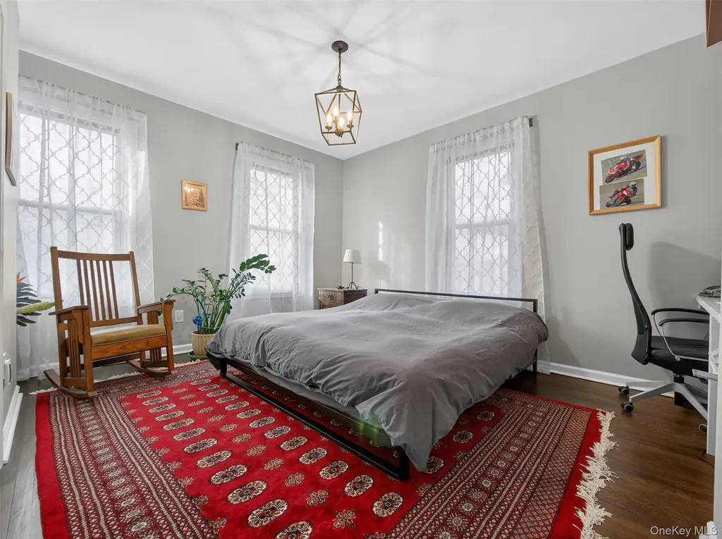 24 E Park Place Suffern NY 10901