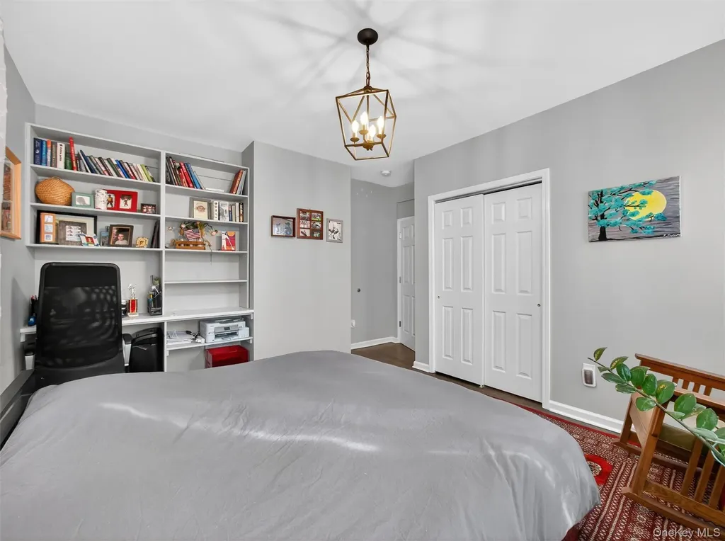 24 E Park Place Suffern NY 10901