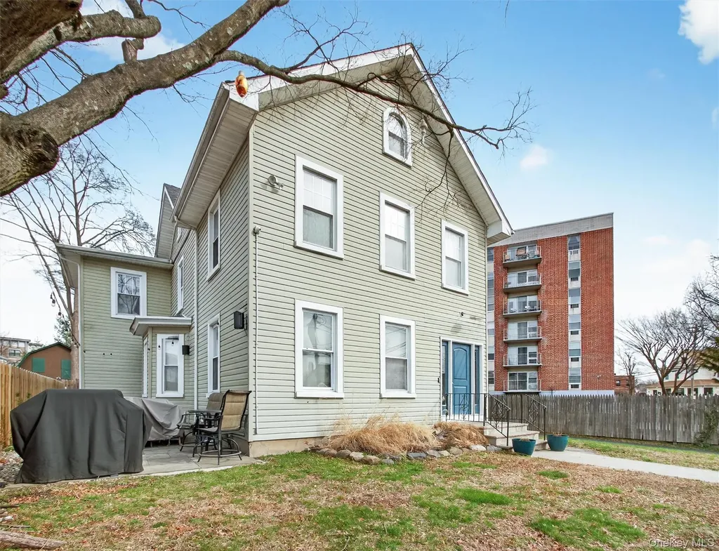 24 E Park Place Suffern NY 10901