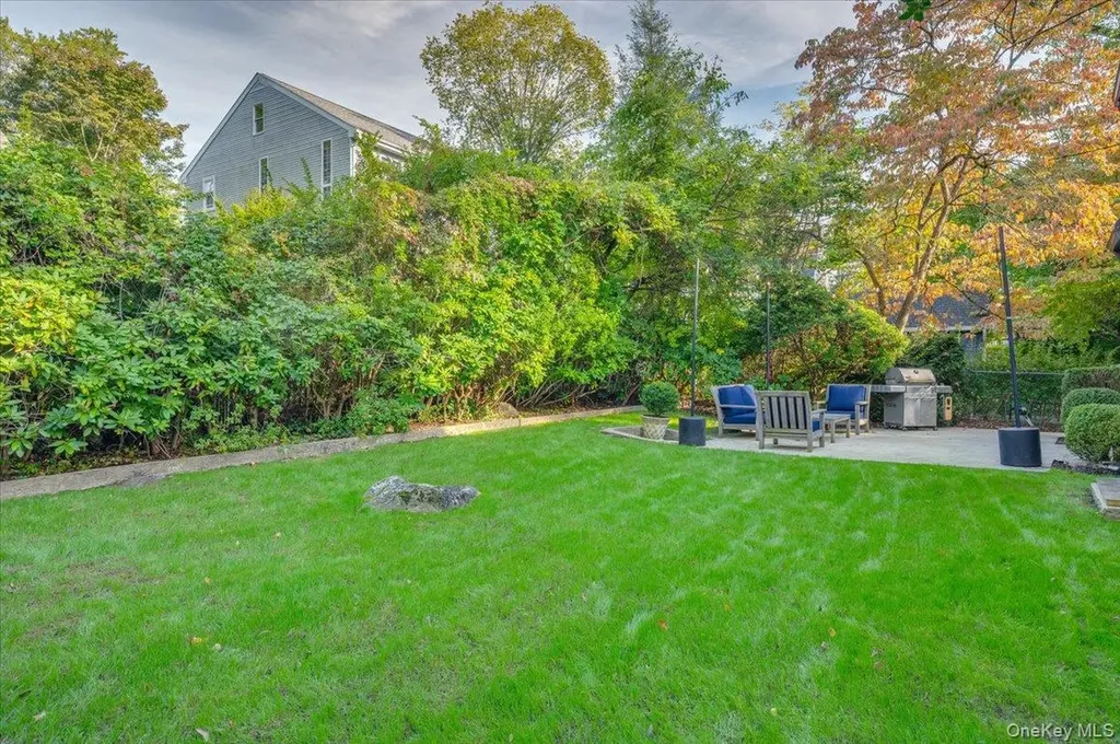 15 Kingsbury Road New Rochelle NY 10804