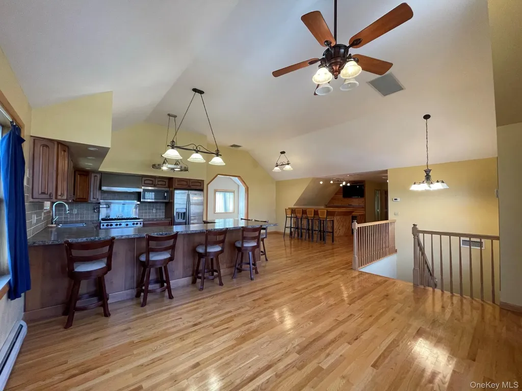 1055 Bruynswick Road Gardiner NY 12525