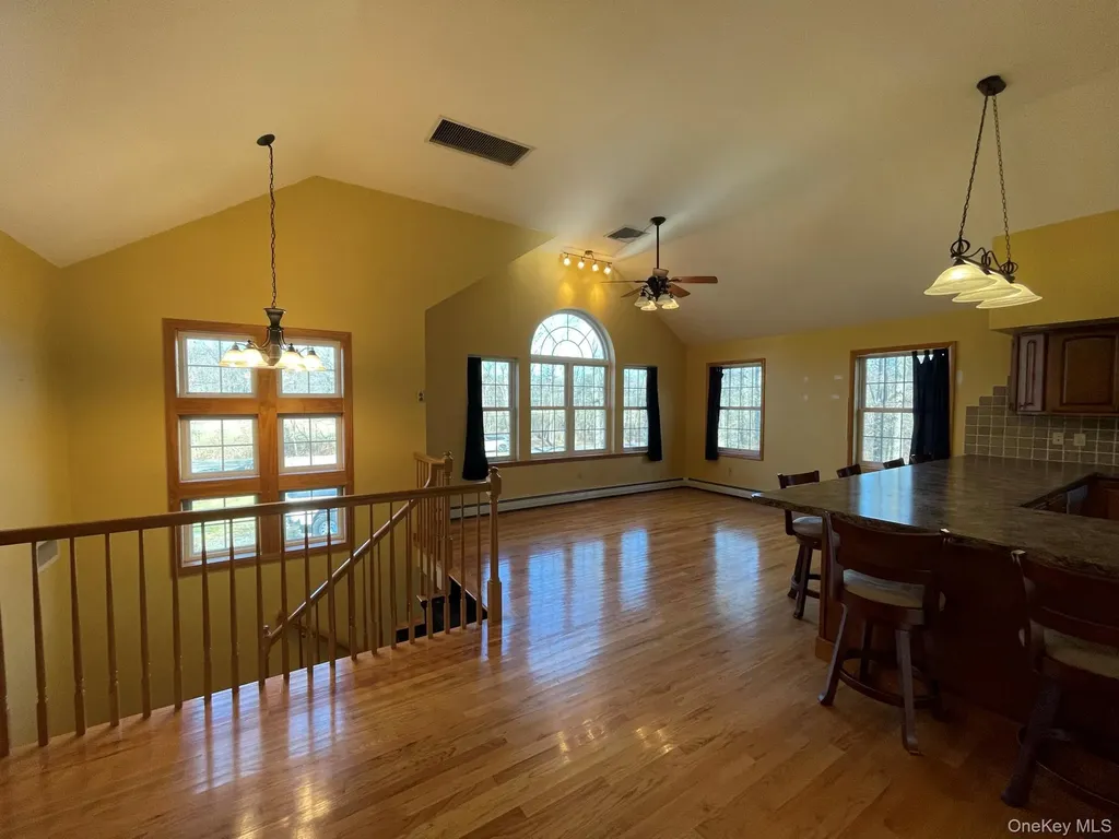 1055 Bruynswick Road Gardiner NY 12525