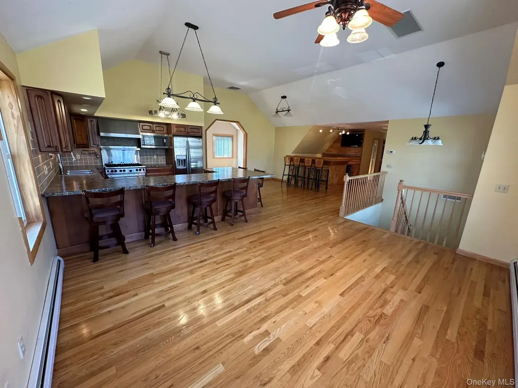 1055 Bruynswick Road Gardiner NY 12525