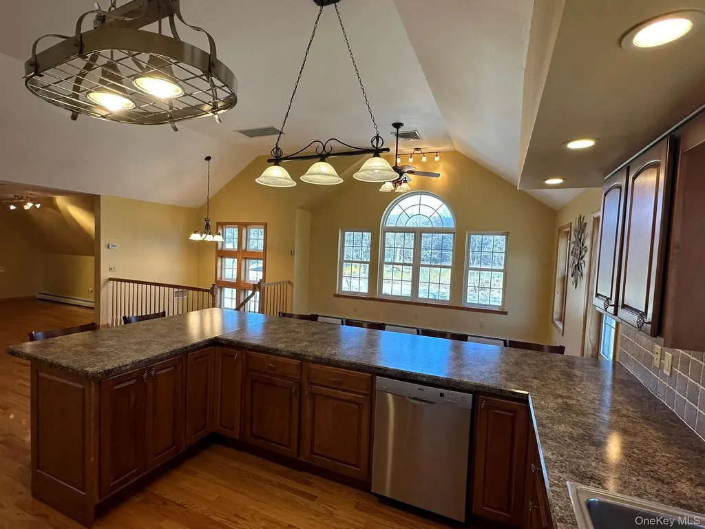 1055 Bruynswick Road Gardiner NY 12525