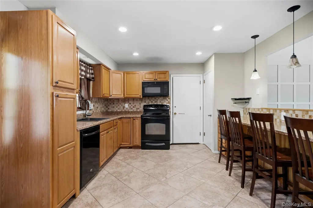 325 Harrison Avenue Miller Place NY 11764