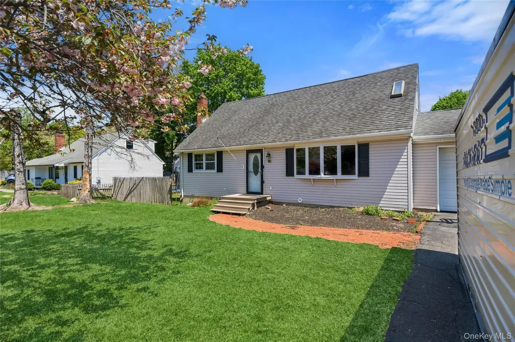 325 Harrison Avenue Miller Place NY 11764