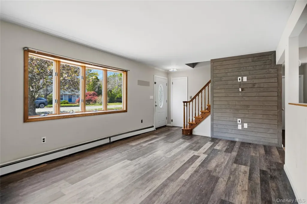 325 Harrison Avenue Miller Place NY 11764