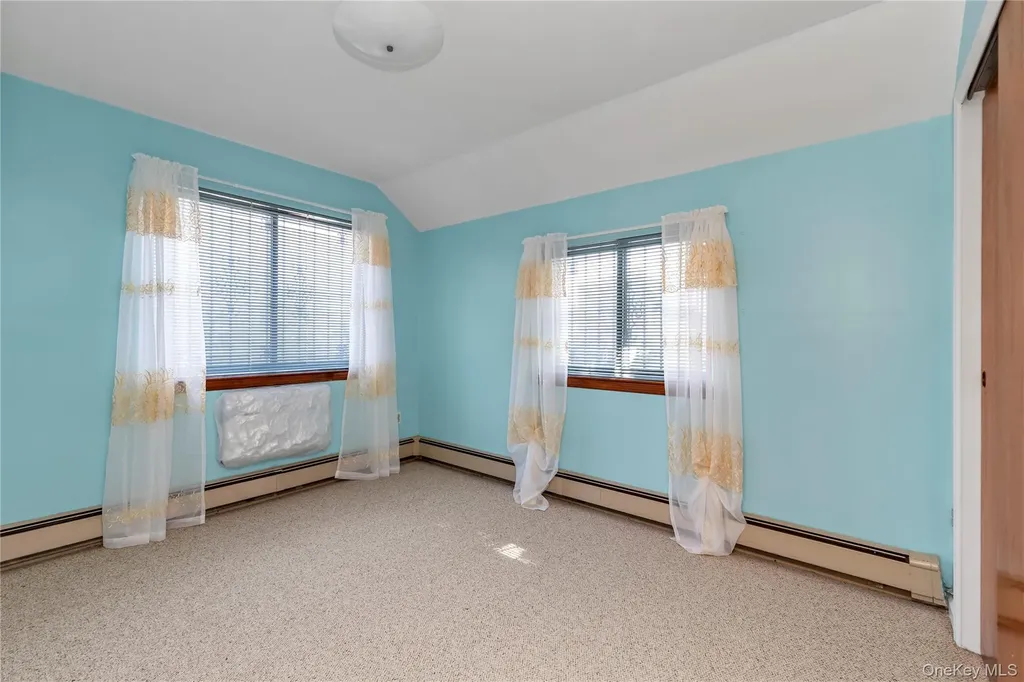 136-49 58th Avenue Flushing NY 11355