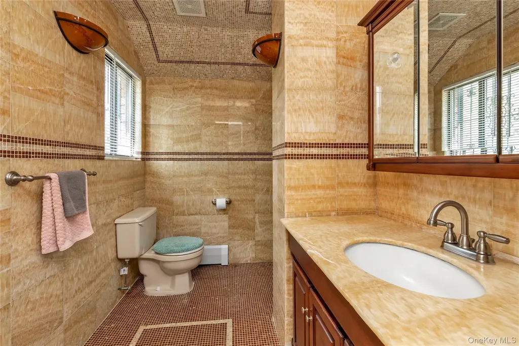 136-49 58th Avenue Flushing NY 11355