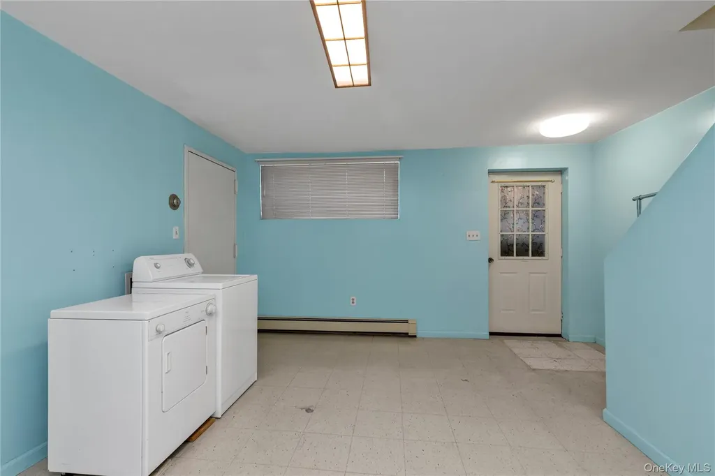 136-49 58th Avenue Flushing NY 11355