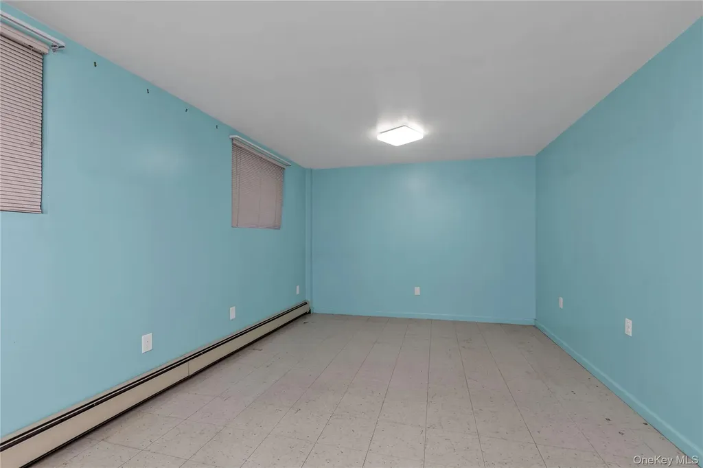 136-49 58th Avenue Flushing NY 11355