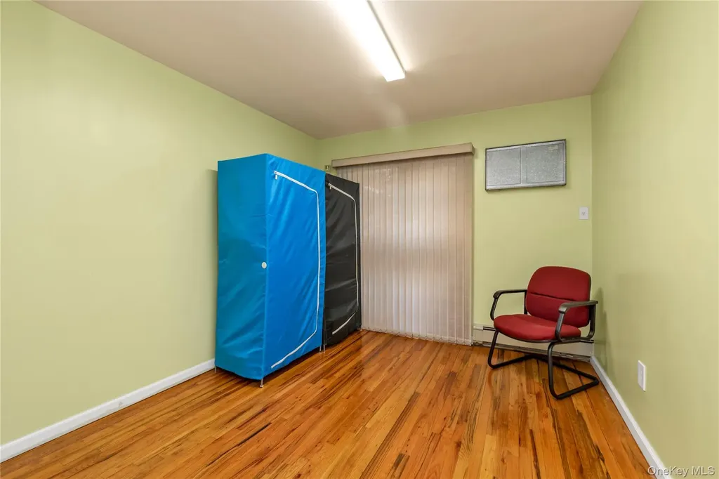 136-49 58th Avenue Flushing NY 11355