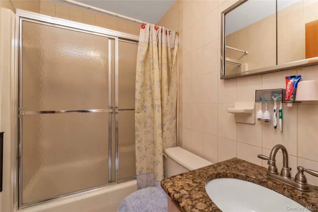 136-49 58th Avenue Flushing NY 11355