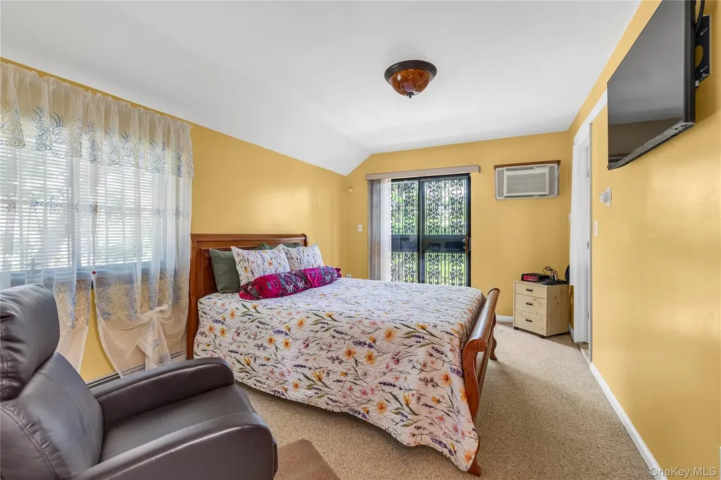 136-49 58th Avenue Flushing NY 11355