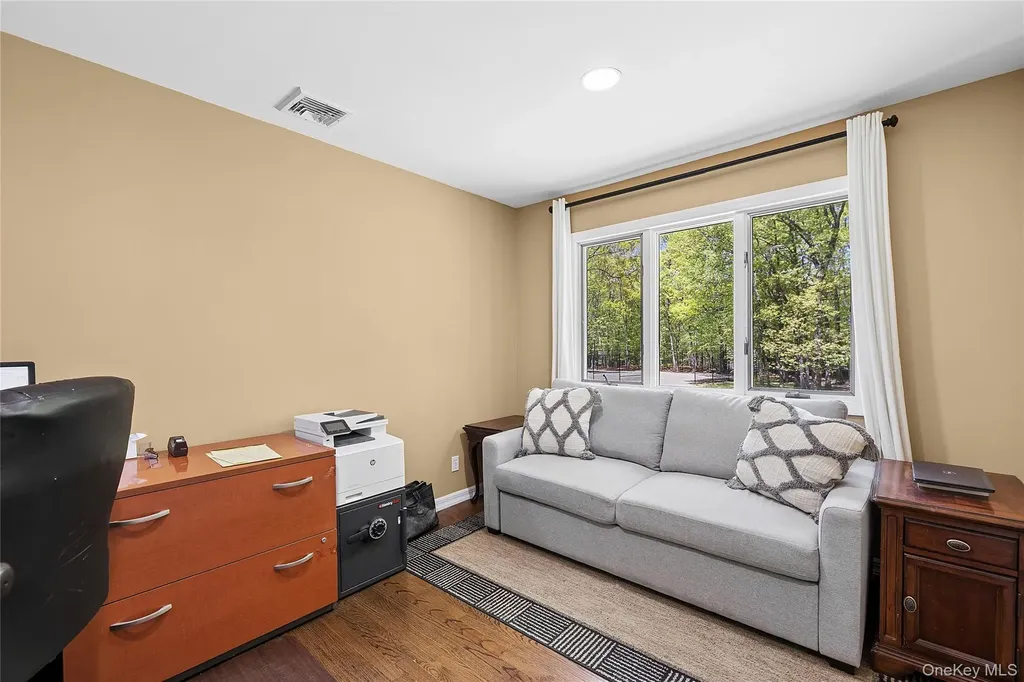 3 Pheasant Lane Lloyd Neck NY 11743