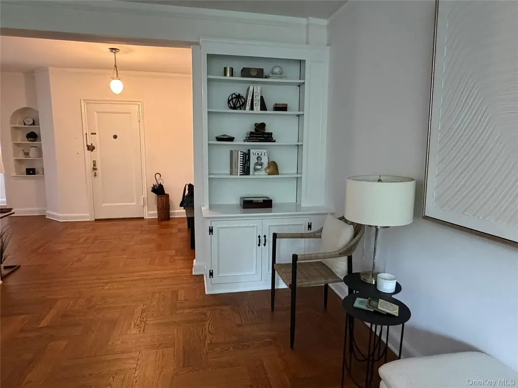 4 Midland Gardens, Bronxville NY 10708