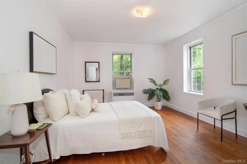 4 Midland Gardens, Bronxville NY 10708