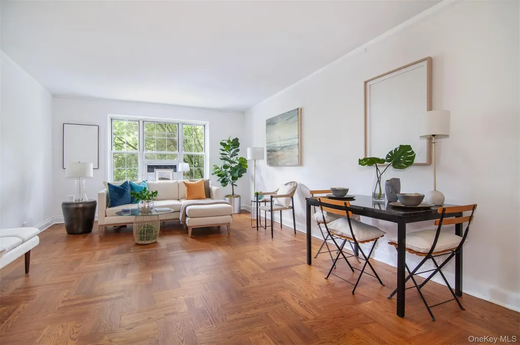 4 Midland Gardens, Bronxville NY 10708