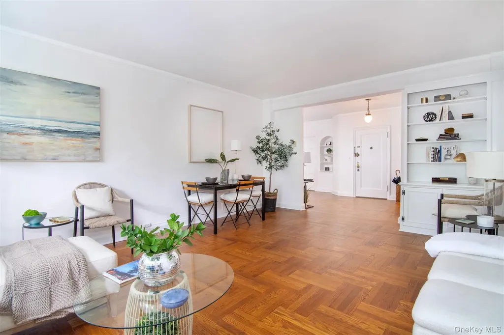 4 Midland Gardens, Bronxville NY 10708