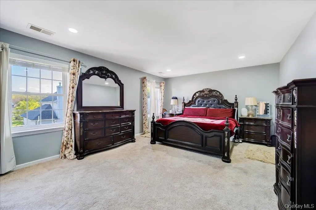 2723 Colonial Drive New Windsor NY 12553