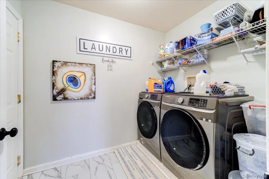 2723 Colonial Drive New Windsor NY 12553