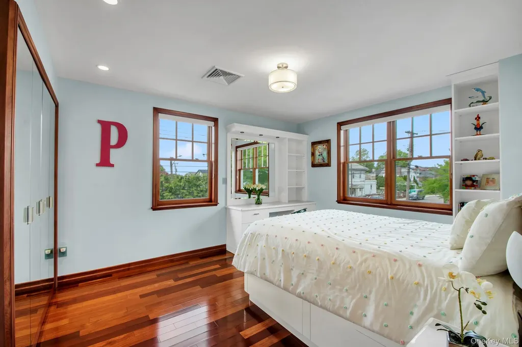 14902 11th Avenue Whitestone NY 11357