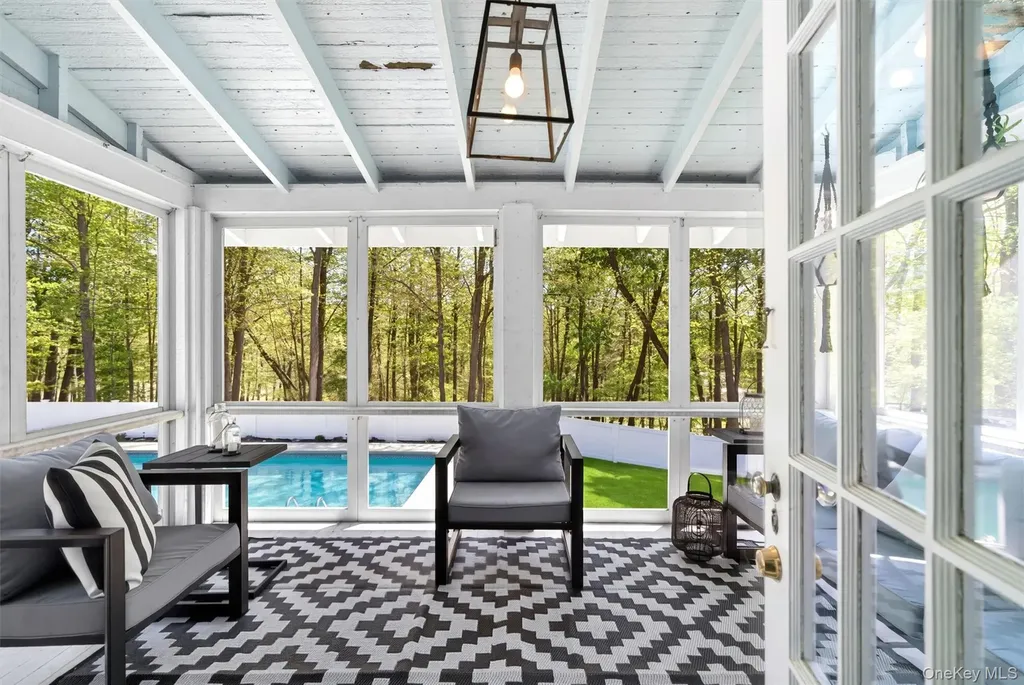 88 Maple Avenue Warwick NY 10990