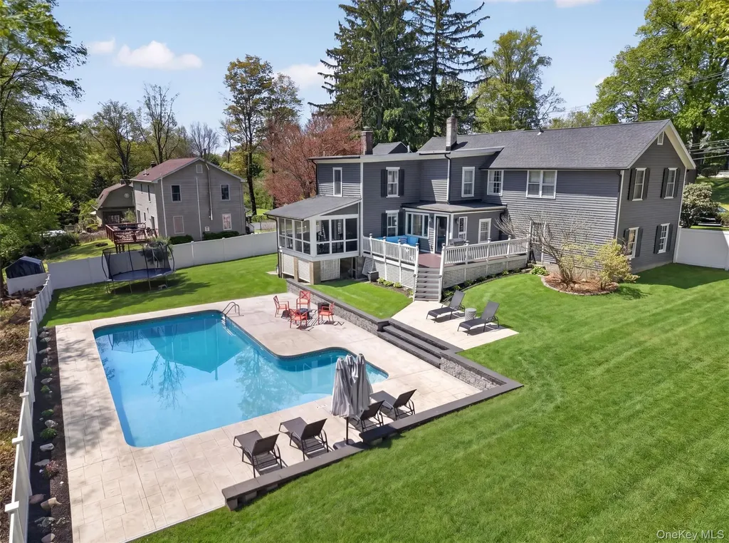 88 Maple Avenue Warwick NY 10990