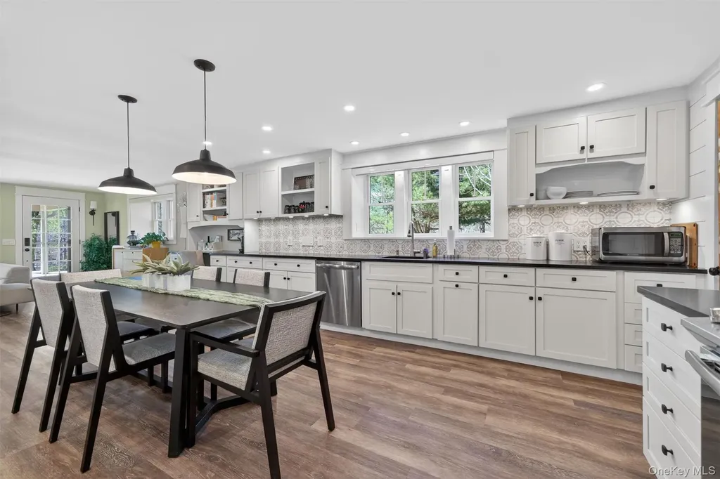 160 Cascade Road Warwick NY 10990