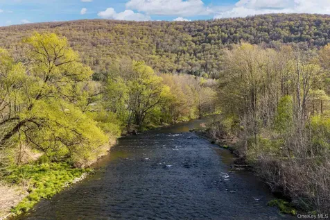 42565 Route 28 Middletown NY 12455